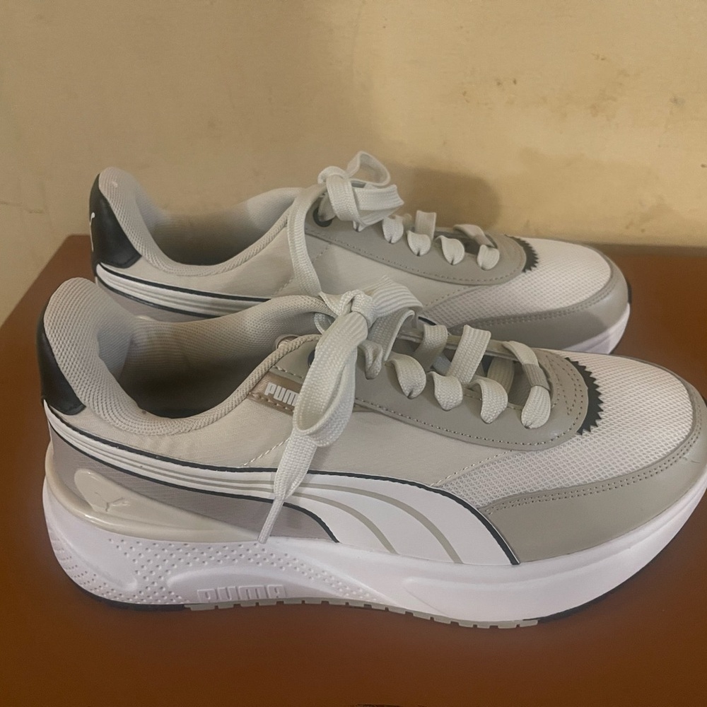 Puma White and Gray Athletic Shoes - Picture 3 of 4